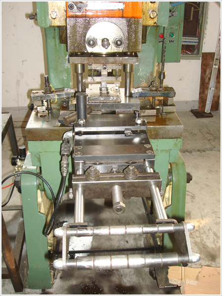 /product_upload/7paUDLh97BqAQCma/2023-04-07/about/cmcMb2.jpg